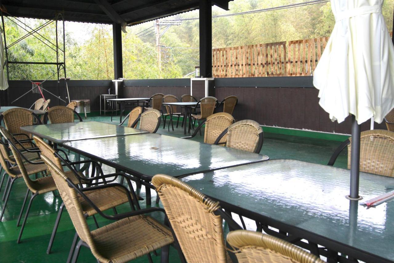 Romeo Inn Zhushan Exteriör bild