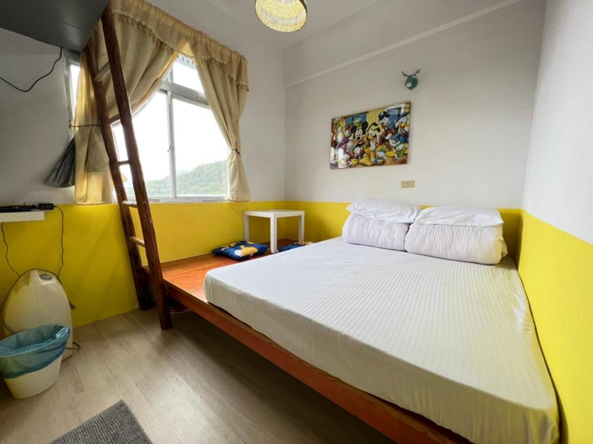 Romeo Inn Zhushan Exteriör bild